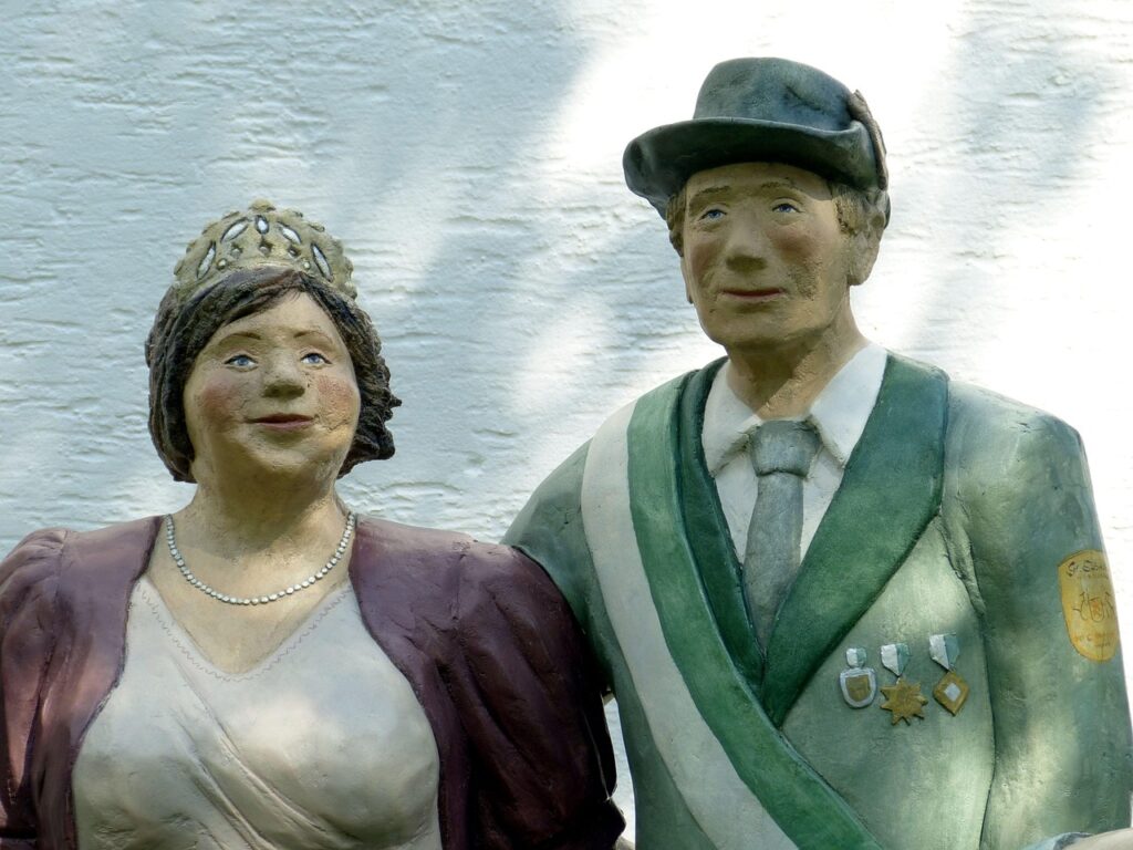 figure, sculpture, statue, art, stone, woman, man, contactors, shooter king, artwork